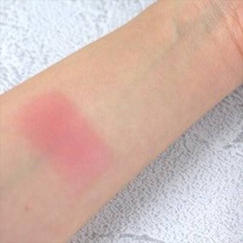 キャンメイク　グロウフルールチークス　01 ピーチフルールサブ画像1